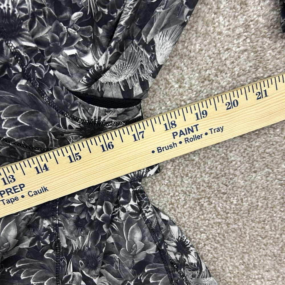 Lululemon Ventilated Running Full-Zip Zip in Hoodie Jacket Women's size 6 Floral - Picture 7 of 8